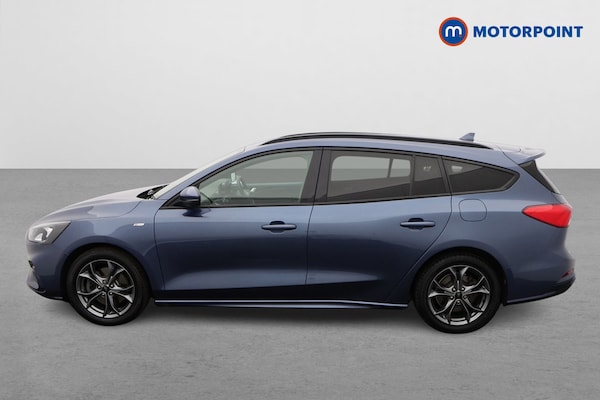 Used Ford Focus 2020 for sale - 76080156: Photo 4