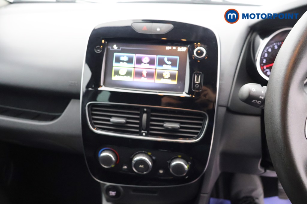 Used Renault Clio 2019 for sale - 76394677: Photo 15