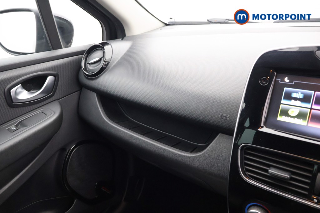 Used Renault Clio 2019 for sale - 76394677: Photo 19