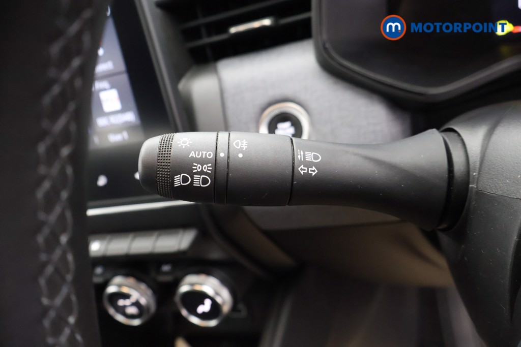 Used Renault Clio 2024 for sale - 77772420: Photo 18