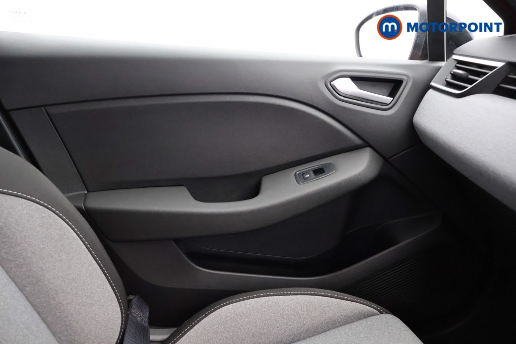 Used Renault Clio 2024 for sale - 77772420: Photo 27