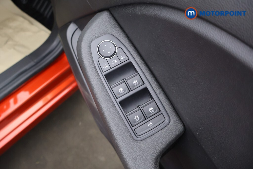 Used Renault Clio 2024 for sale - 77772420: Photo 30