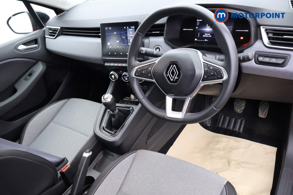 Used Renault Clio 2024 for sale - 77772420: Photo 32