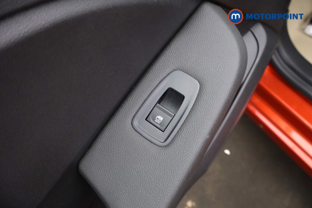 Used Renault Clio 2024 for sale - 77772420: Photo 41