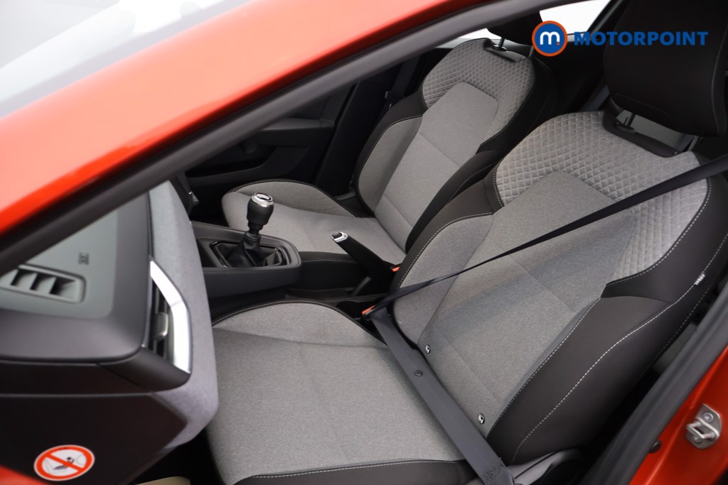 Used Renault Clio 2024 for sale - 77772420: Photo 42