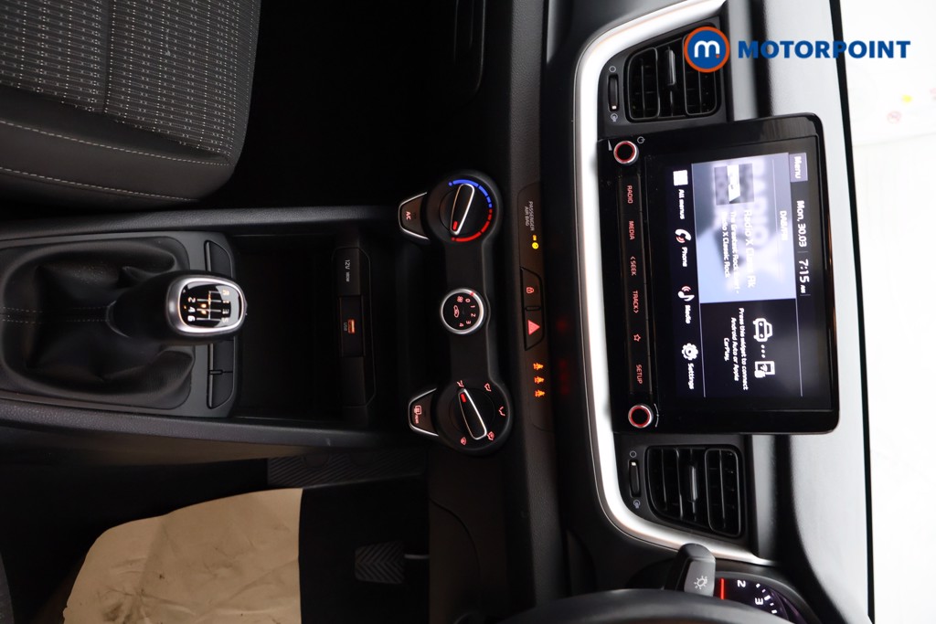 Used Kia Stonic 2022 for sale - 78081763: Photo 24