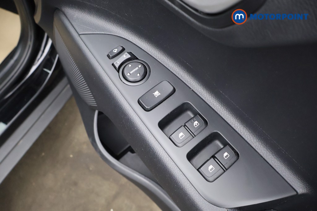 Used Kia Stonic 2022 for sale - 78081763: Photo 25