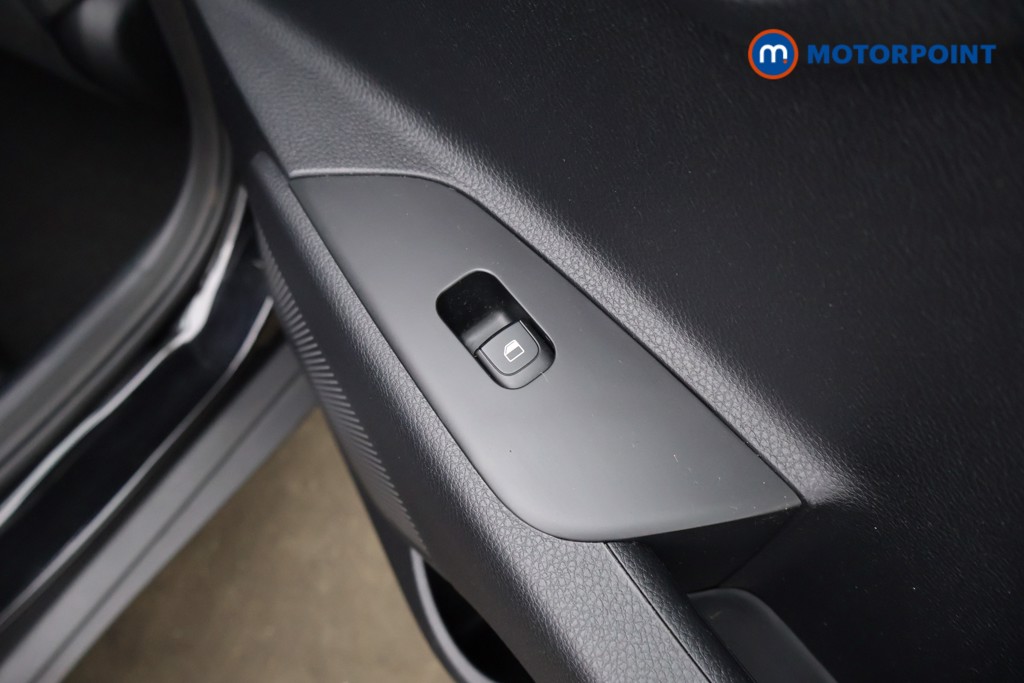 Used Kia Stonic 2022 for sale - 78081763: Photo 30