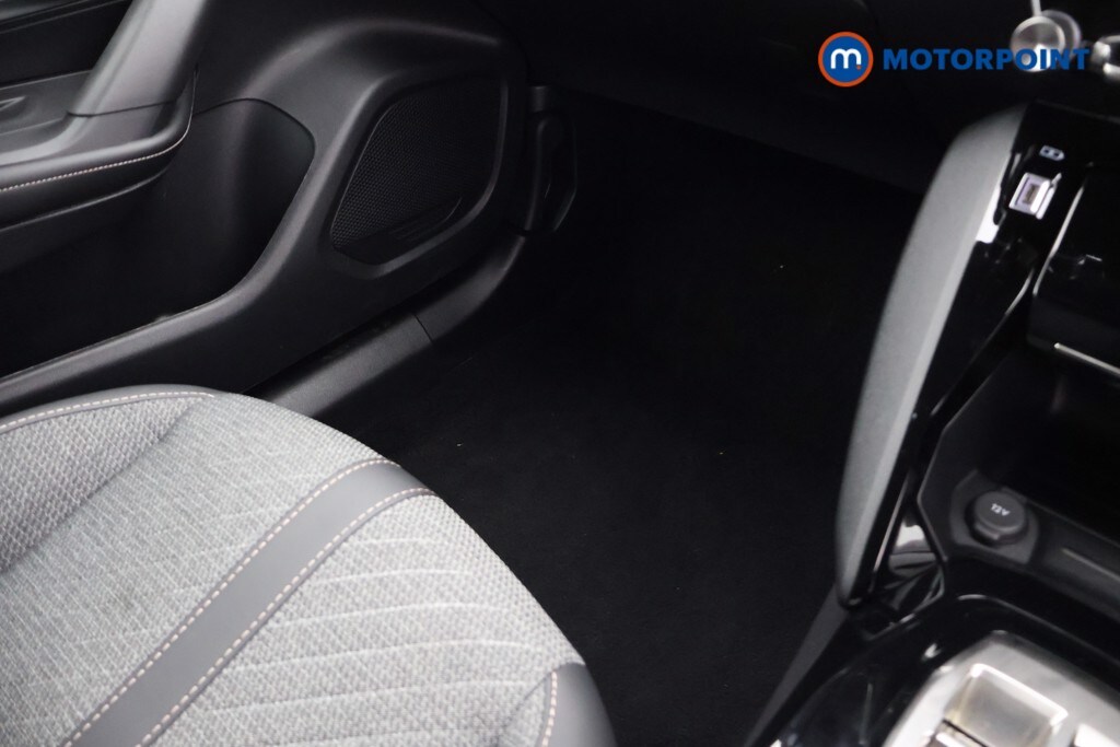 Used Peugeot 2008 2024 for sale - 76933649: Photo 16
