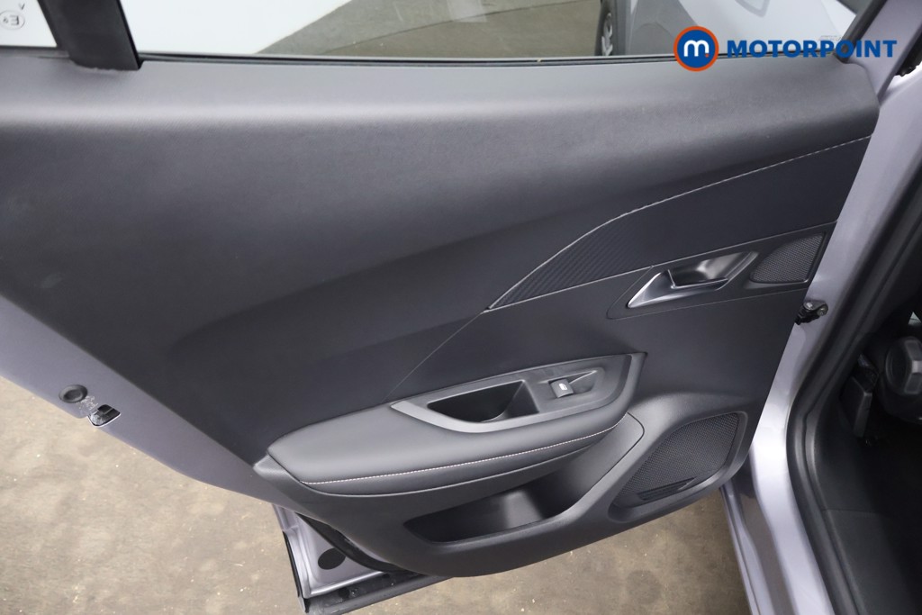 Used Peugeot 2008 2024 for sale - 76933649: Photo 25