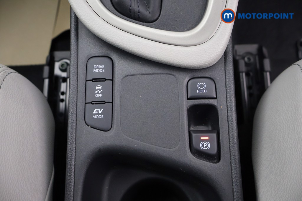 Used Toyota Yaris 2023 for sale - 76719700: Photo 19