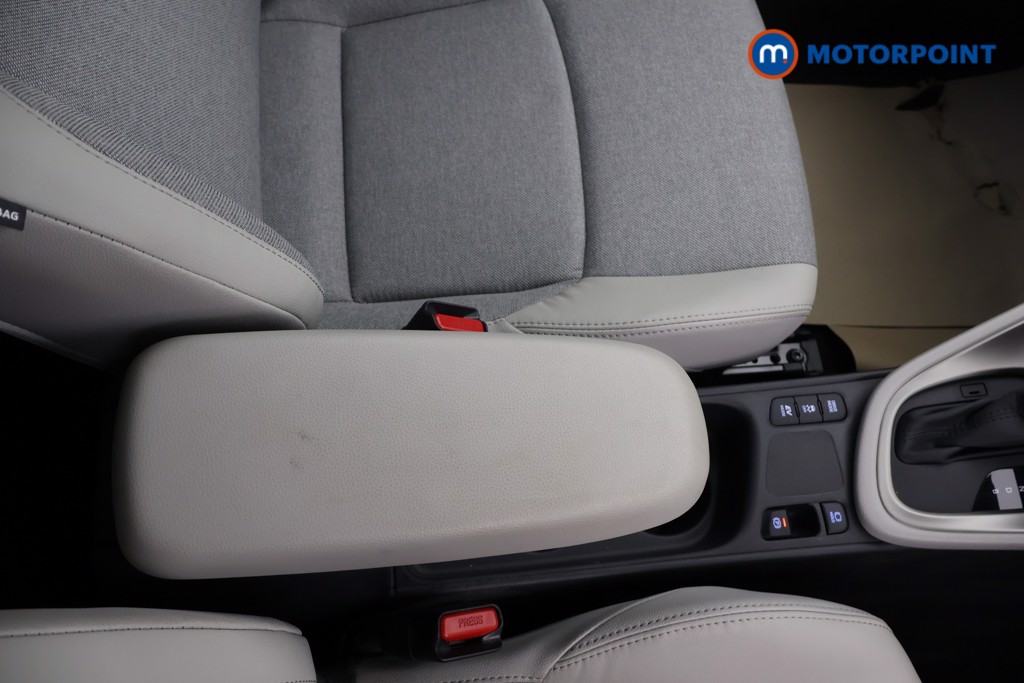 Used Toyota Yaris 2023 for sale - 76719700: Photo 22