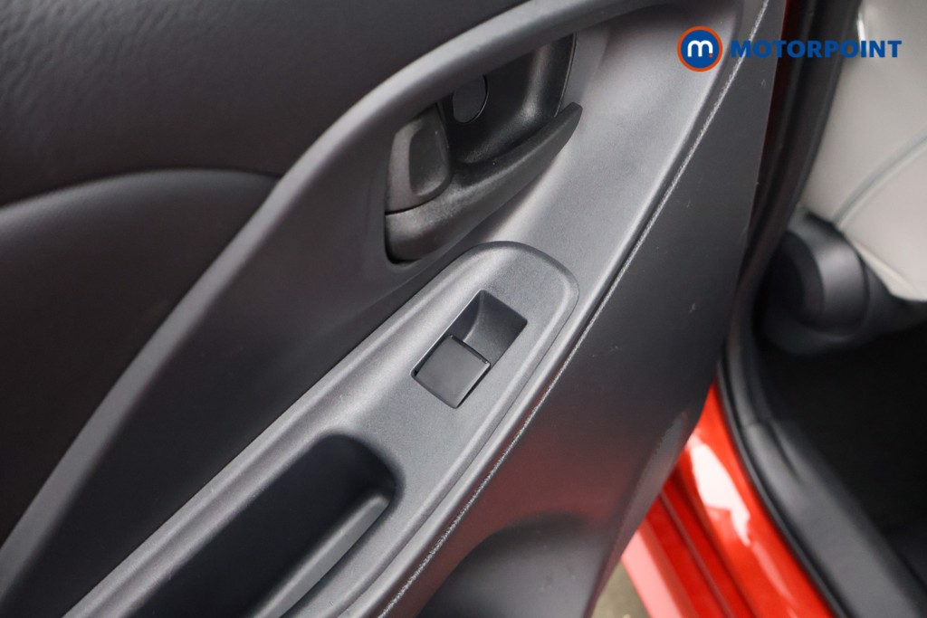 Used Toyota Yaris 2023 for sale - 76719700: Photo 36