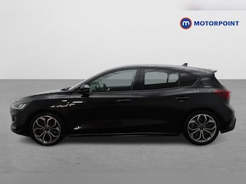 Used Ford Focus 2023 for sale - 77435734: Photo