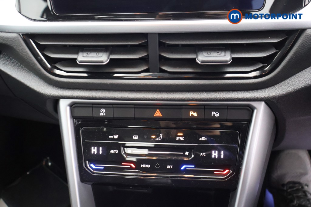 Used Volkswagen T-Roc 2022 for sale - 76394552: Photo 18