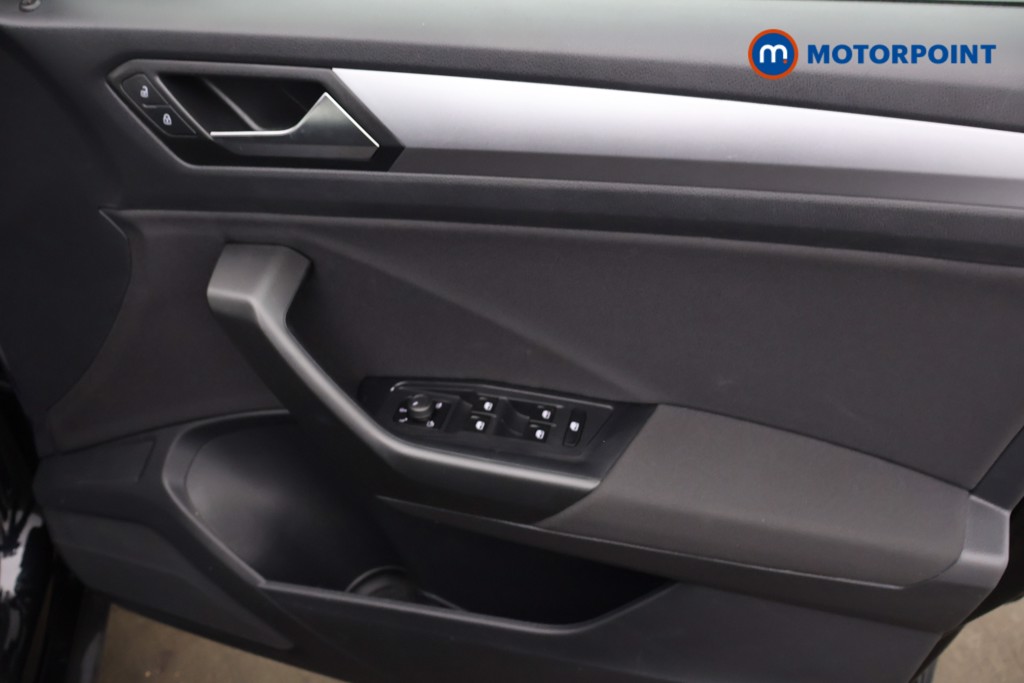 Used Volkswagen T-Roc 2022 for sale - 76394552: Photo 22