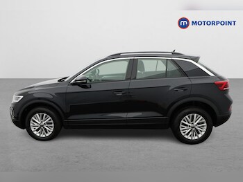 Used Volkswagen T-Roc 2022 for sale - 76394552: Photo