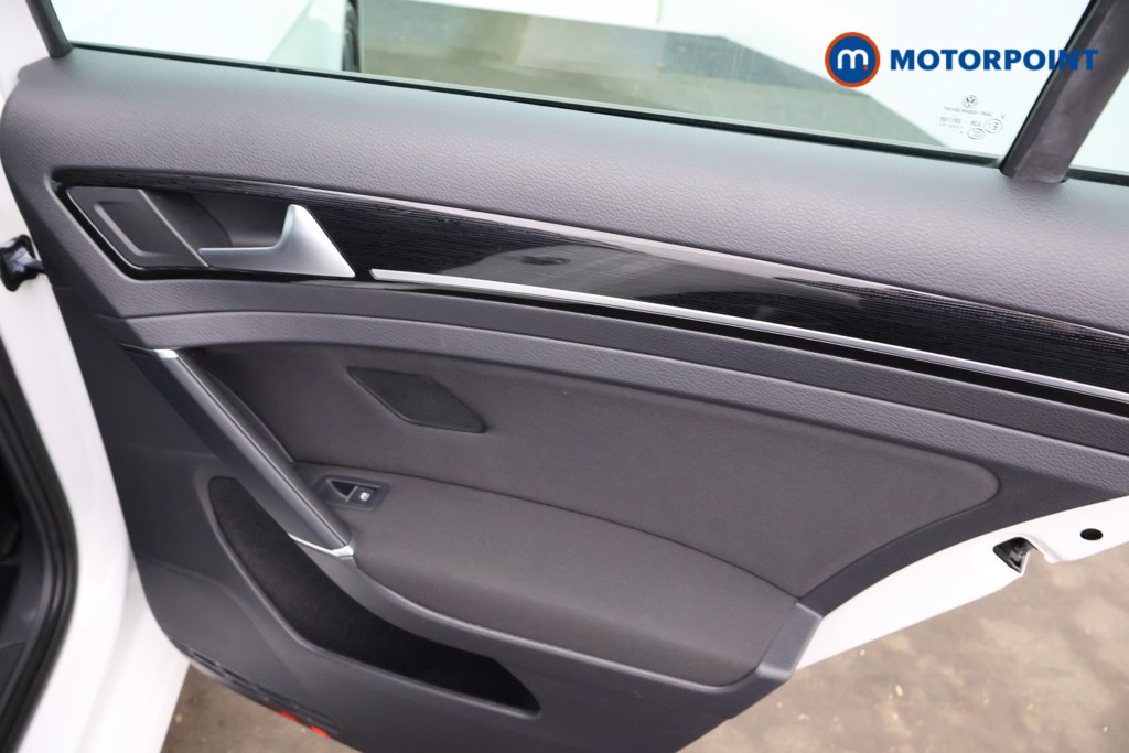 Used Volkswagen Golf 2019 for sale - 77199068: Photo 25