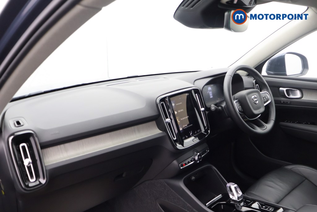 Used Volvo XC40 2021 for sale - 76762651: Photo 28