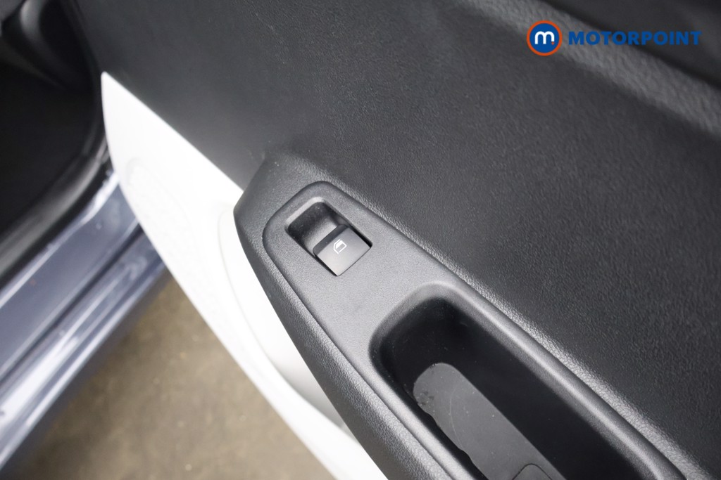 Used Hyundai i10 2024 for sale - 78042978: Photo 32