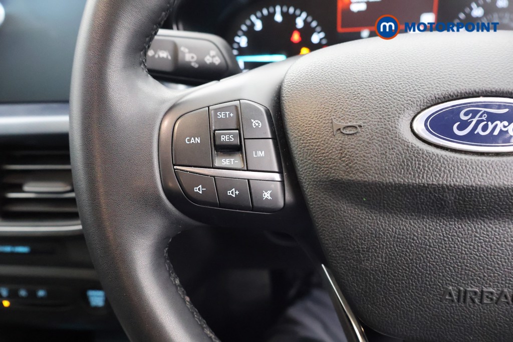 Used Ford Focus 2023 for sale - 76782628: Photo 10