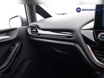 Used Ford Fiesta 2022 for sale - 76557699: Photo