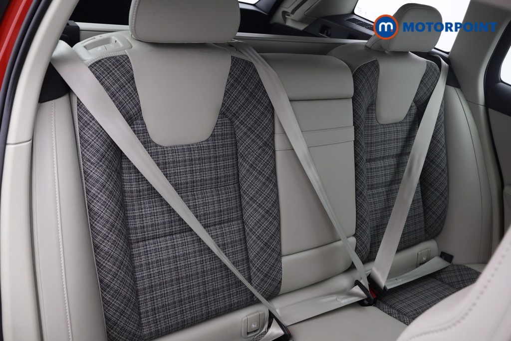 Used Volvo V60 2018 for sale - 76697168: Photo 19