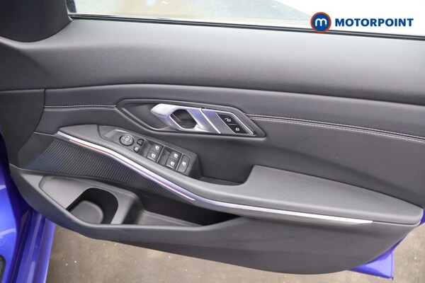 Used BMW 3 Series 2022 for sale - 76157645: Photo 17