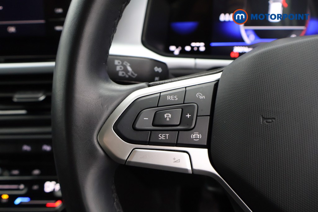 Used Volkswagen T-Roc 2023 for sale - 77235971: Photo 11