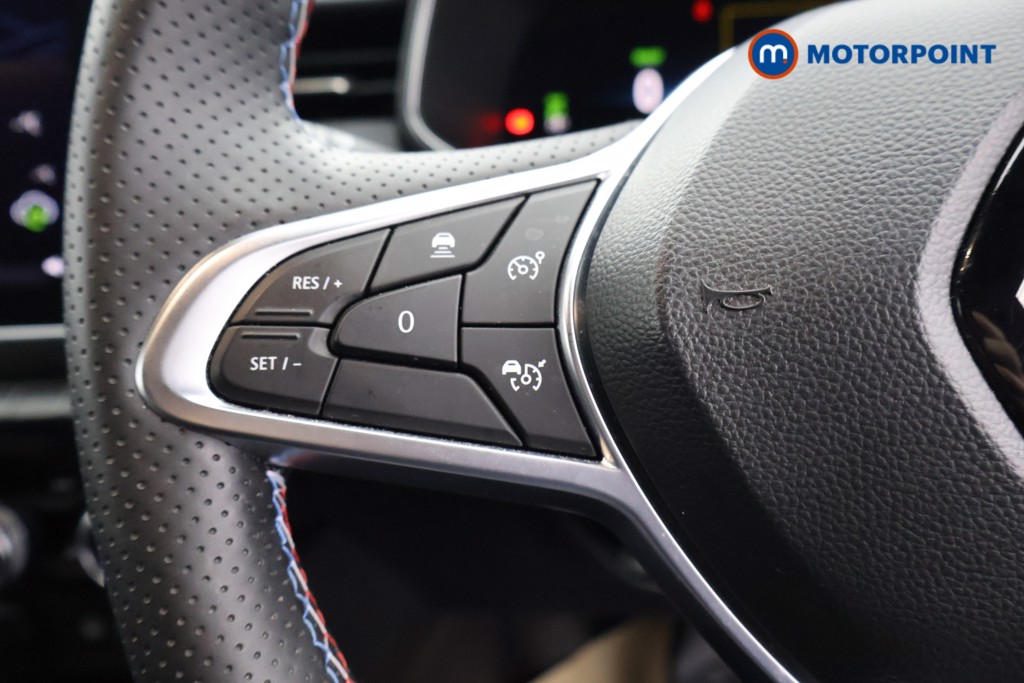 Used Renault Clio 2023 for sale - 76835862: Photo 10