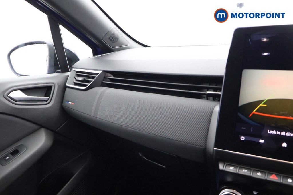 Used Renault Clio 2023 for sale - 76835862: Photo 16