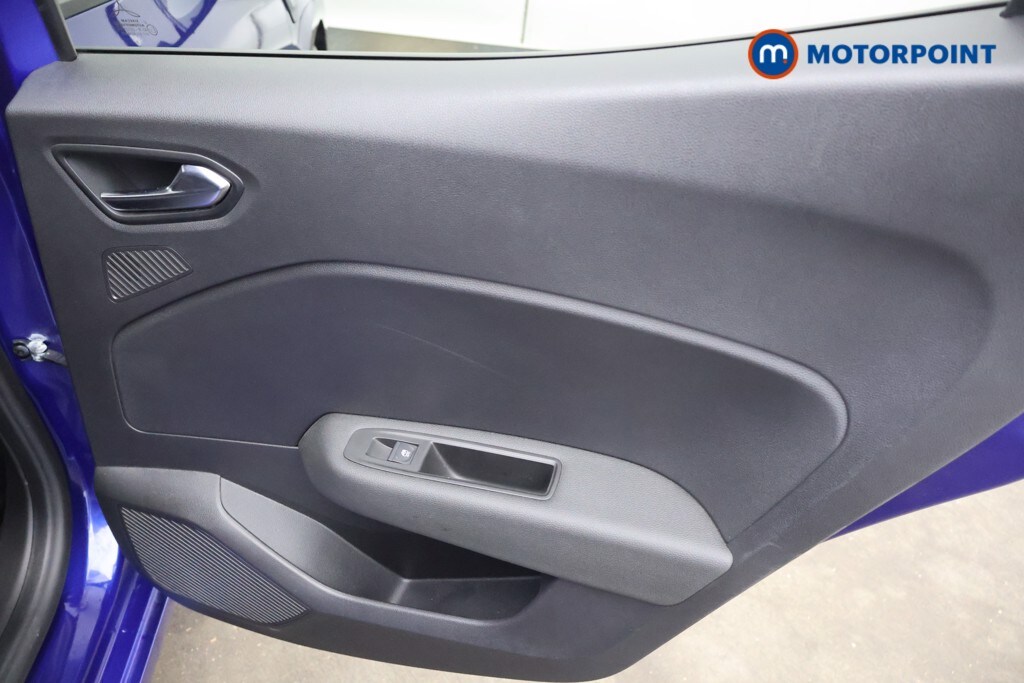 Used Renault Clio 2023 for sale - 76835862: Photo 24