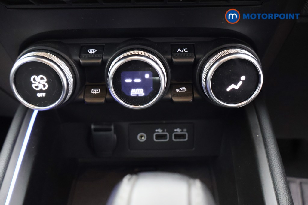 Used Renault Clio 2024 for sale - 76710349: Photo 13