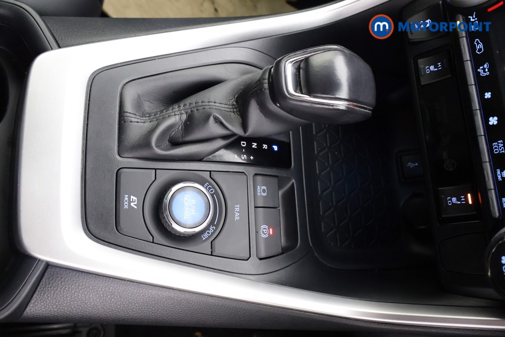 Used Toyota RAV4 2020 for sale - 77248992: Photo 17