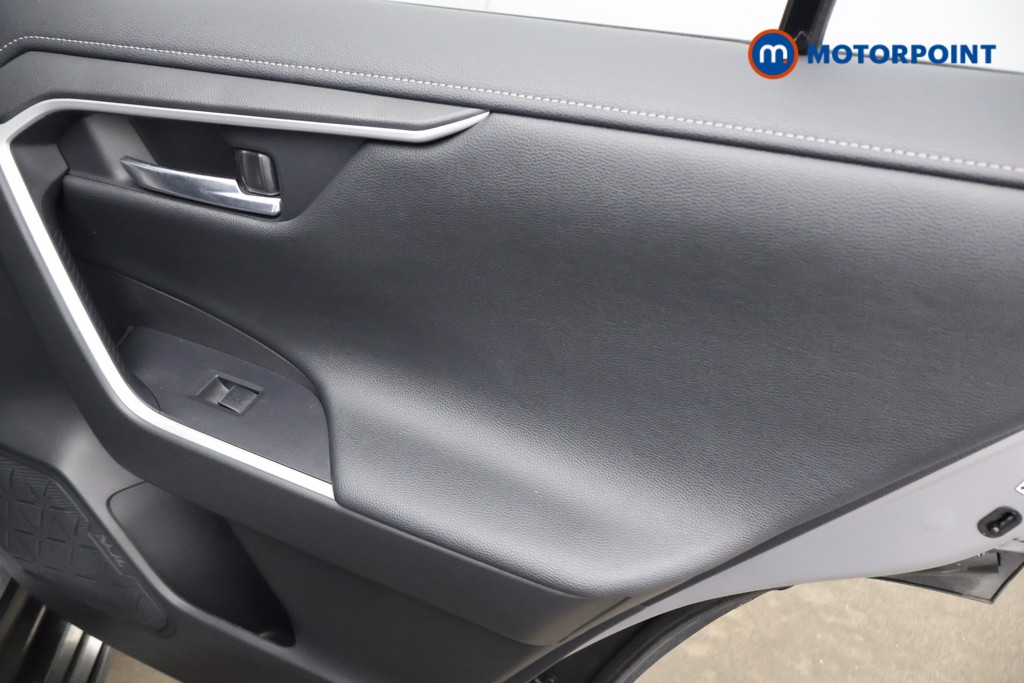 Used Toyota RAV4 2020 for sale - 77248992: Photo 25