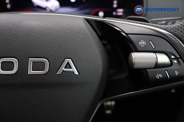 Used Skoda Karoq 2025 for sale - 76222867: Photo 11