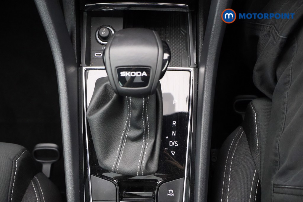 Used Skoda Karoq 2025 for sale - 76222867: Photo 14