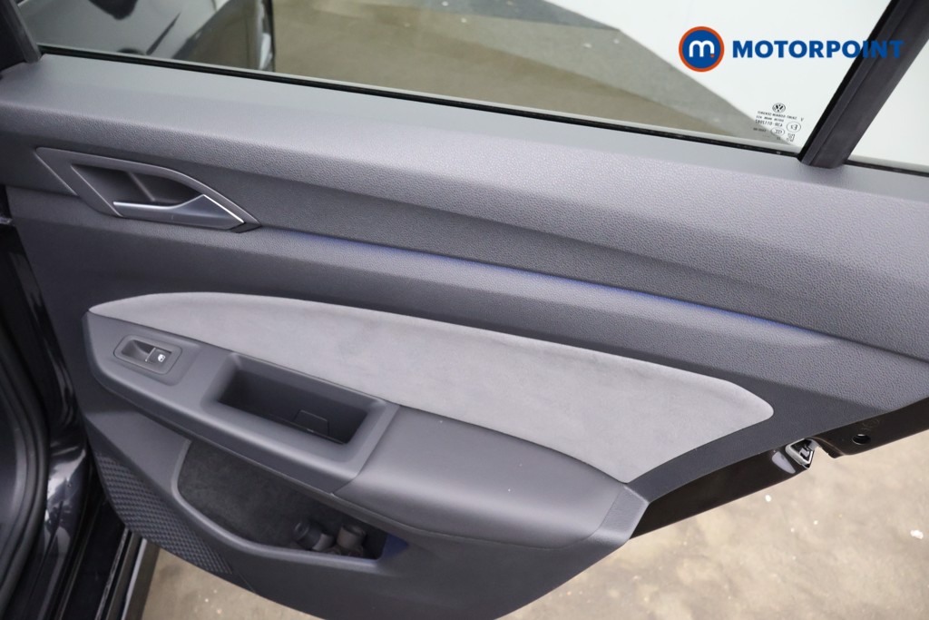 Used Volkswagen Golf 2023 for sale - 78199537: Photo 24