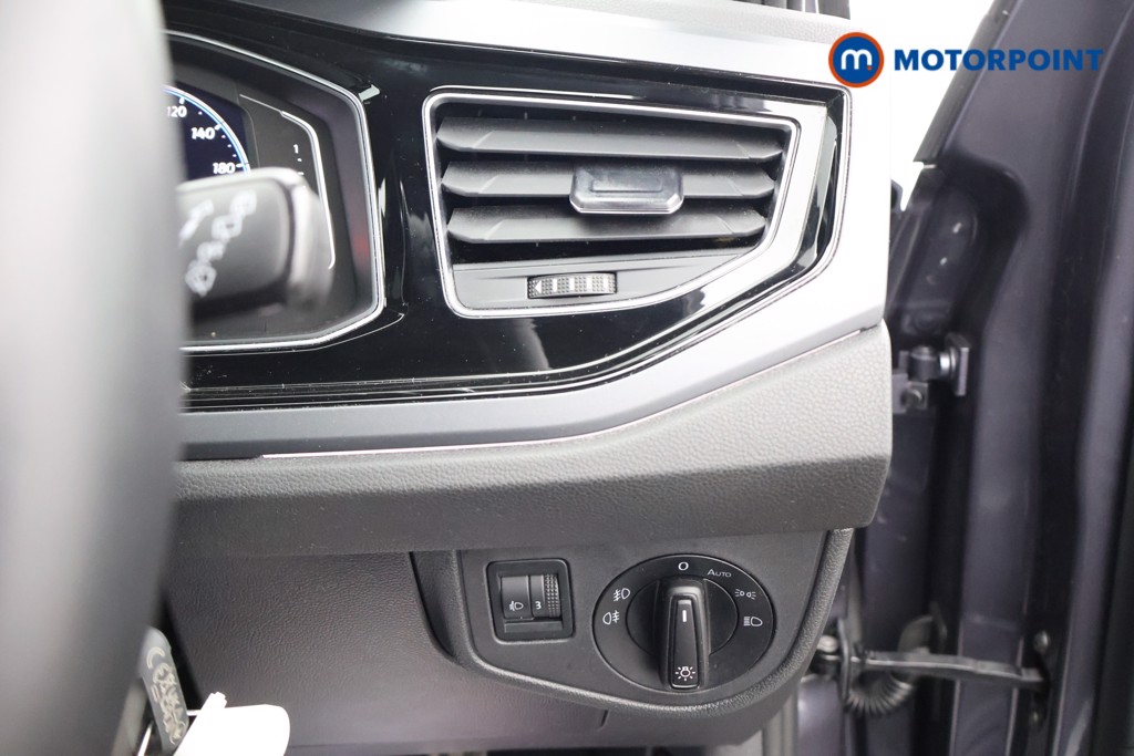 Used Volkswagen Taigo 2024 for sale - 76394455: Photo 15