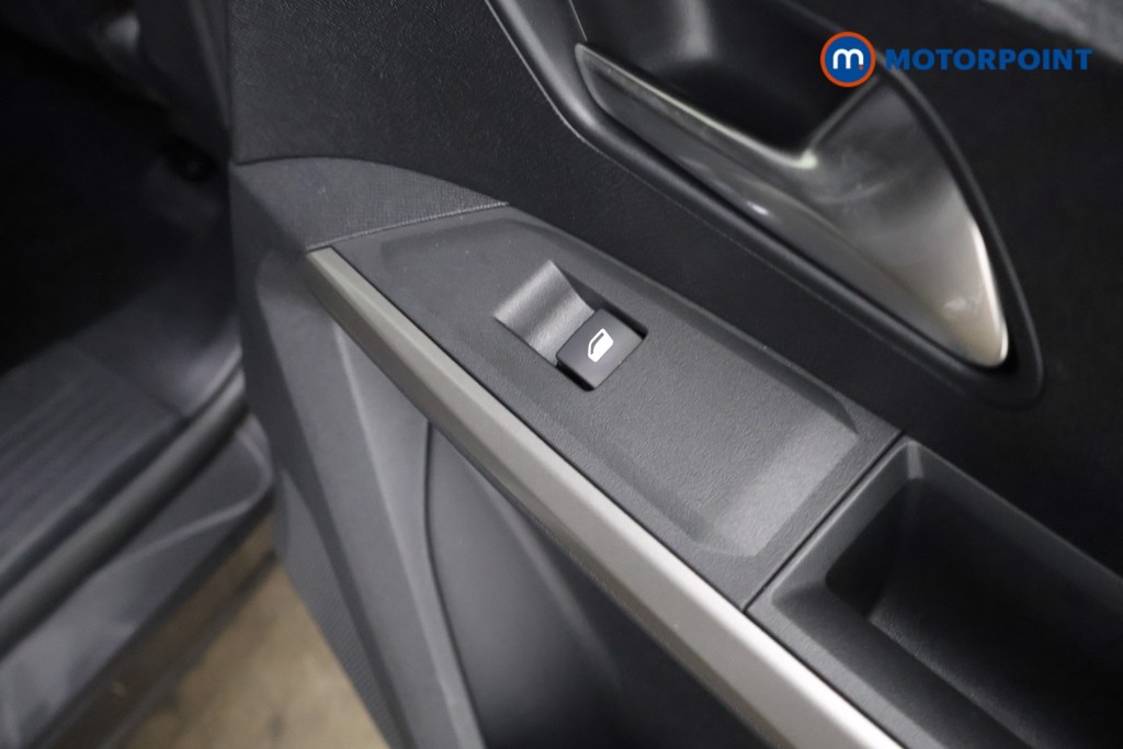 Used Peugeot 5008 2025 for sale - 78078459: Photo 33