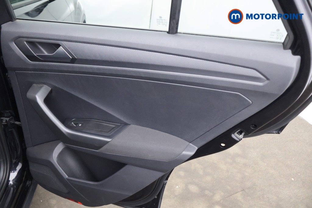 Used Volkswagen T-Roc for sale - 77245807: Photo 25