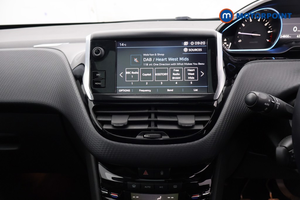 Used Peugeot 2008 2019 for sale - 76625993: Photo 13