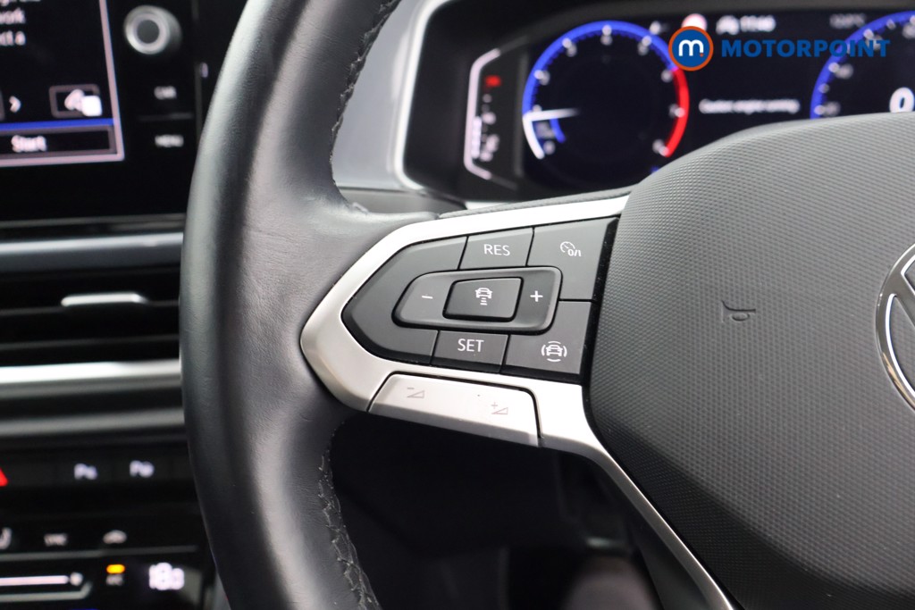 Used Volkswagen T-Roc 2022 for sale - 76364163: Photo 10
