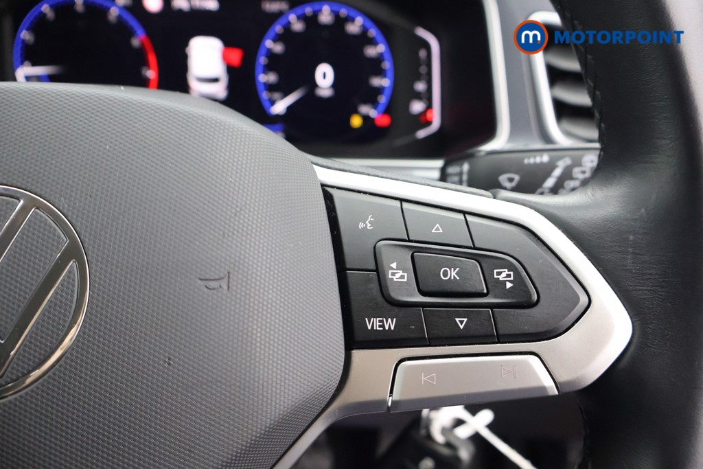 Used Volkswagen T-Roc 2022 for sale - 76364163: Photo 11