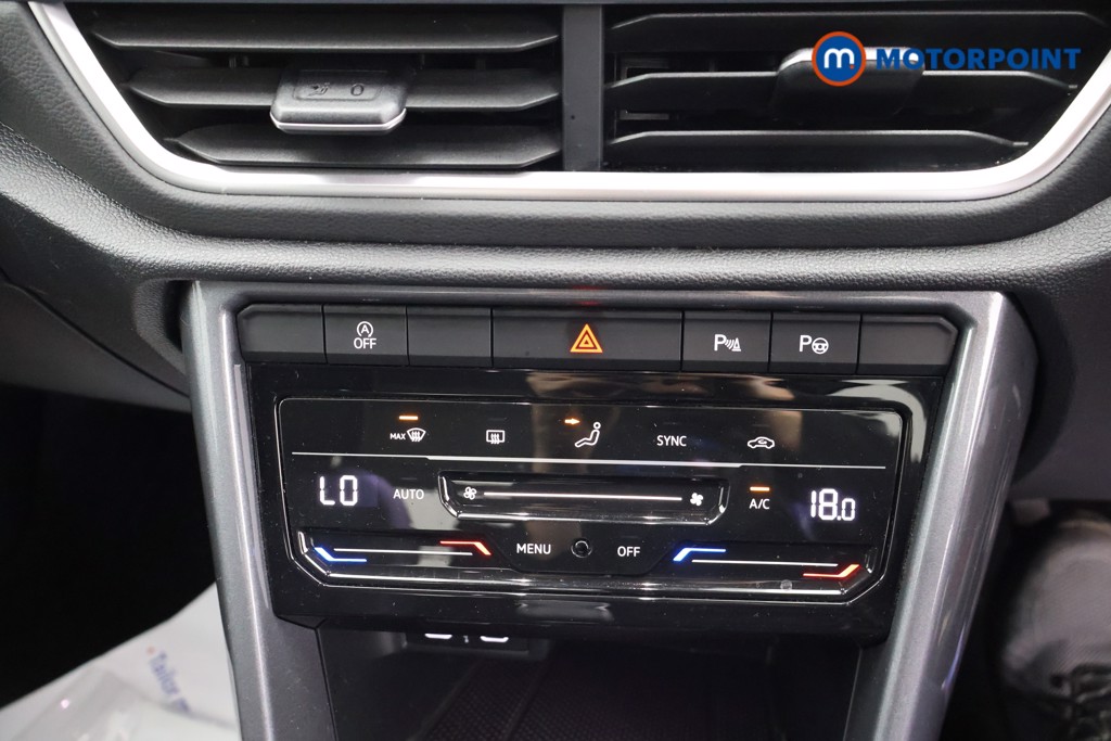 Used Volkswagen T-Roc 2022 for sale - 76364163: Photo 17