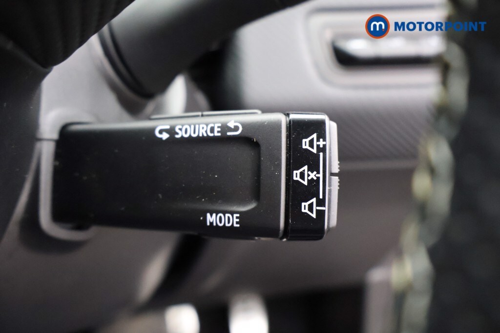 Used Renault Clio 2023 for sale - 78176937: Photo 15