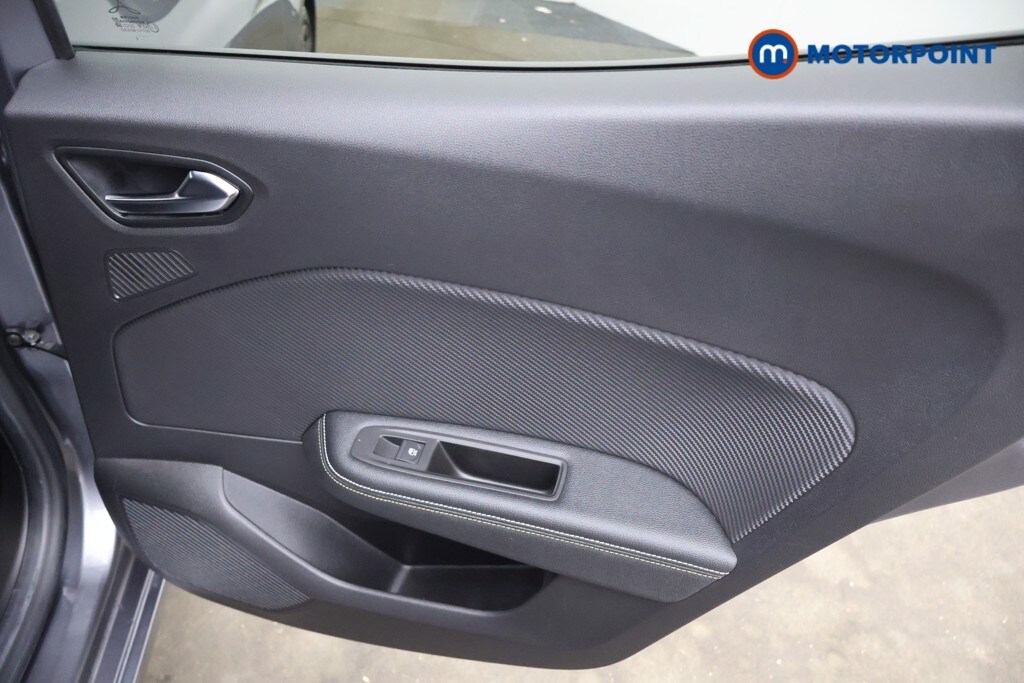 Used Renault Clio 2023 for sale - 78176937: Photo 25