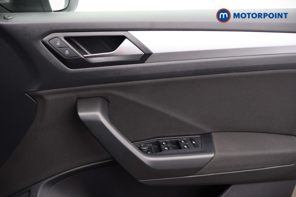 Used Volkswagen T-Roc 2023 for sale - 77378724: Photo 9