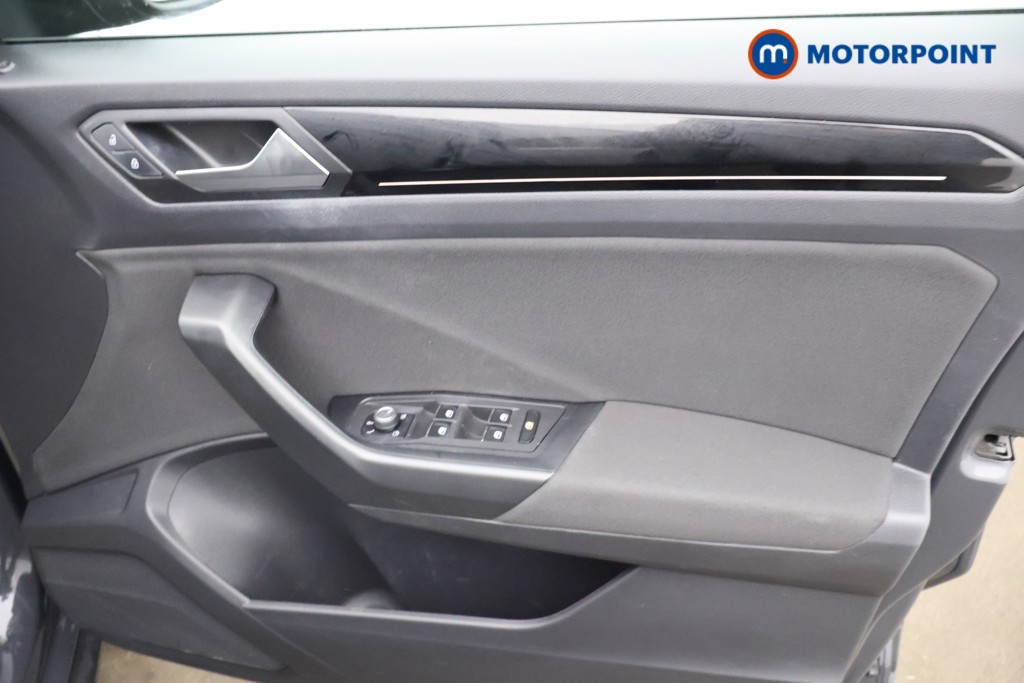 Used Volkswagen T-Roc 2021 for sale - 77888919: Photo 18