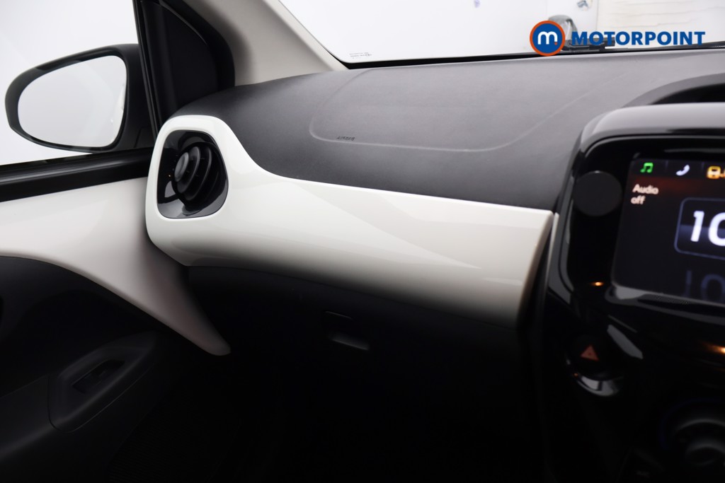 Used Toyota AYGO 2016 for sale - 77259275: Photo 19